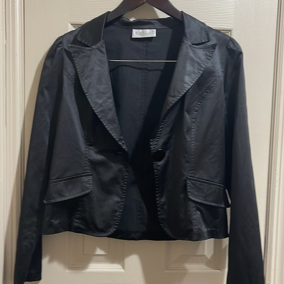 Beautiful suit jacket - Picture 3 of 8